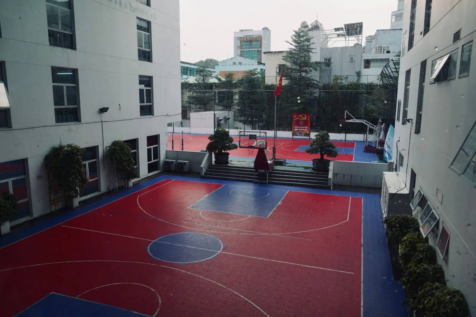 深圳二手房交易流程优化方案：召召妹房产经纪全周期服务解析