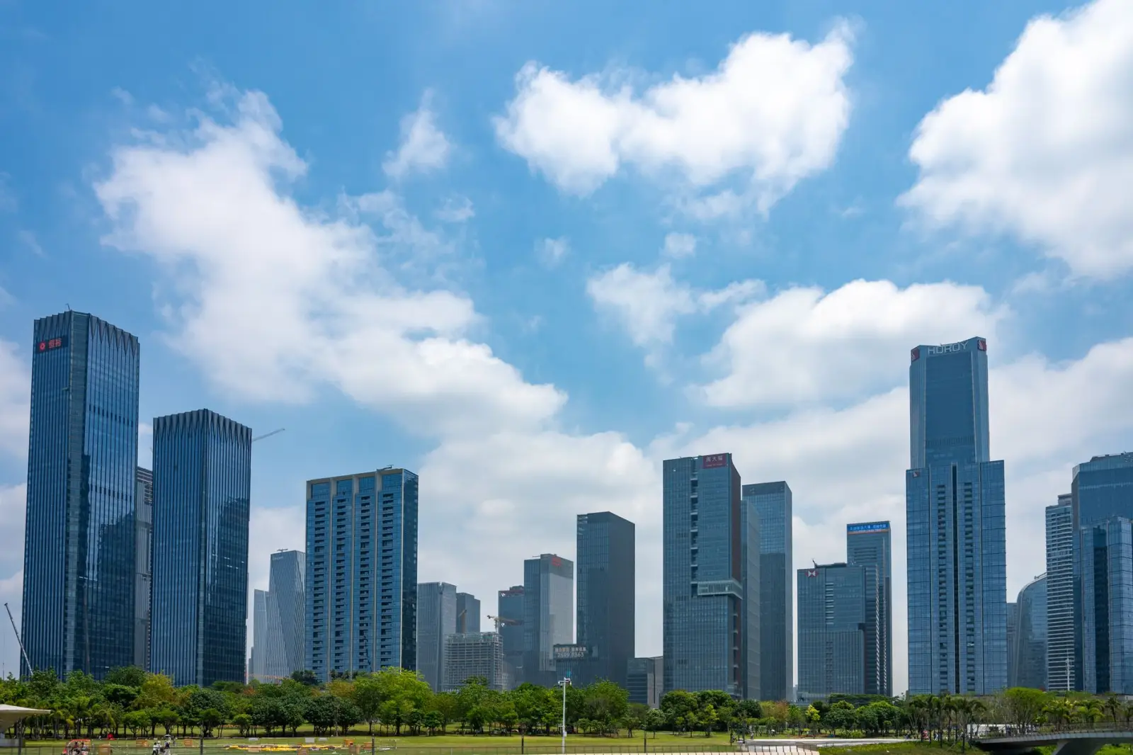 2025年深圳二手房买卖流程优化要点与合规操作指引